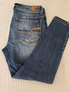 American Eagle Hi Rise Jegging Super Stretch Blue Jeans